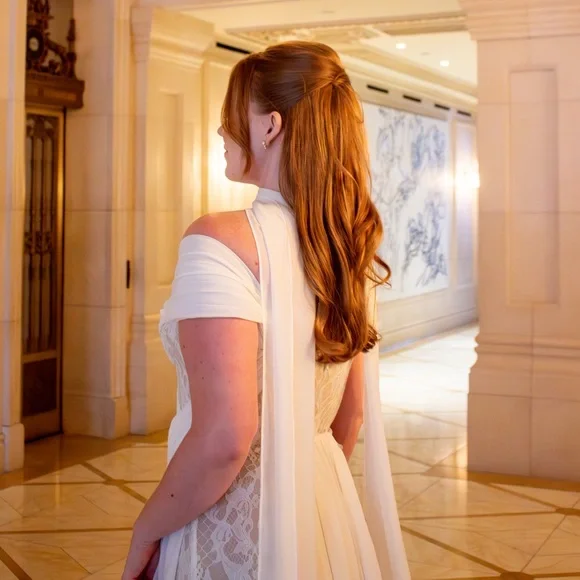 Elegant White Bridal Lace Dress - Picture 7 of 10